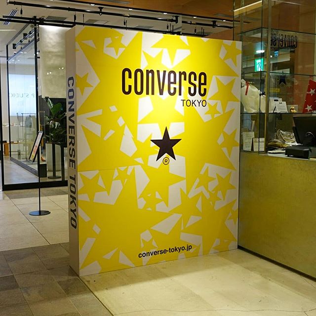 CONVERSE Tokyo様フォトスポット納めました。今イベントやってまーすハレパネ工芸師レベルが5位上がった。#converse#newoman